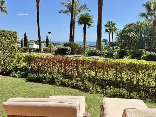 2 soveværelse Lejlighed til salg i Los Flamingos, Benahavís med swimmingpool garage - € 550.000 (Ref: 9828207)
