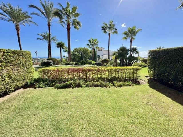 2 bedroom Apartment for sale in Los Flamingos, Benahavís with pool garage - € 550,000 (Ref: 9828207)