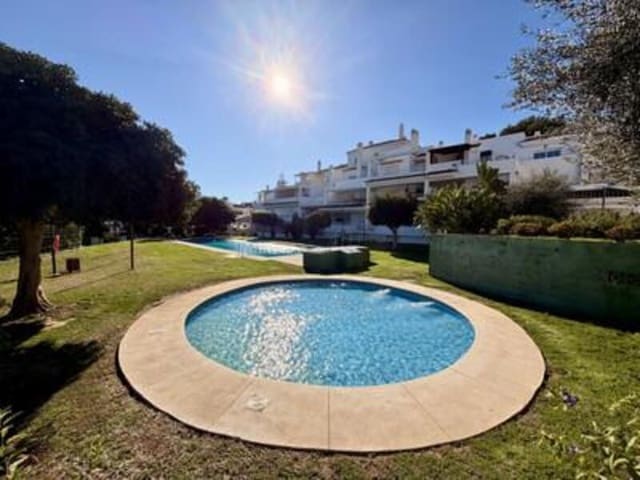 2 chambre Appartement à vendre à Río Real, Marbella avec piscine garage - 425 000 € (Ref: 9830543)