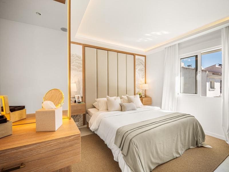 4 quarto Casa em Banda para venda em Marbella com piscina garagem - 895 000 € (Ref: 9830545)
