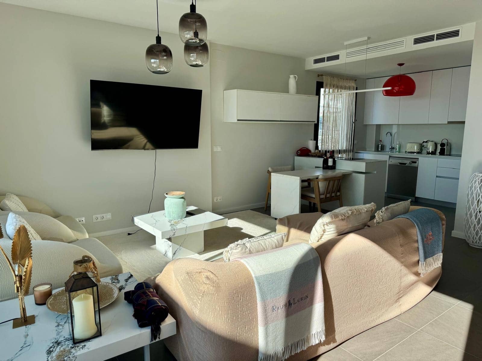 3 bedroom Semi-detached Villa for holiday rental in Riviera del Sol with pool garage - € 2,000 (Ref: 9830547)