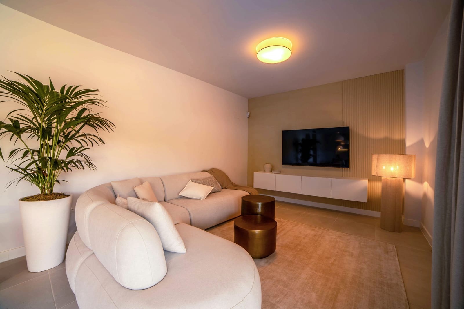 4 chambre Appartement à vendre à Casares avec piscine - 468 000 € (Ref: 9833174)
