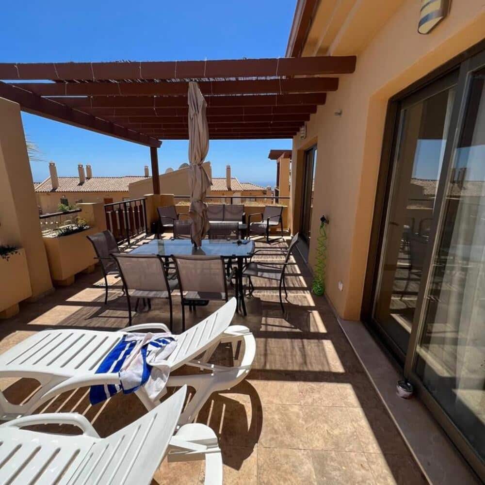 2 bedroom Penthouse for rent in Benahavis with pool garage - € 2,500 (Ref: 9835079)