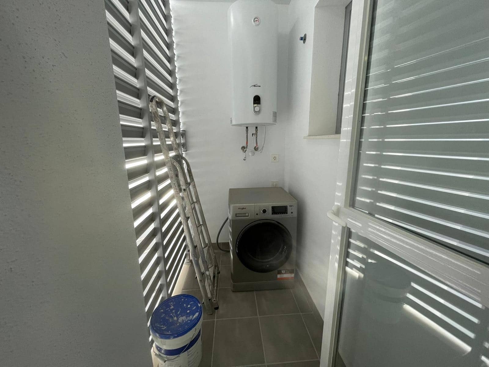 2 slaapkamer Appartement te huur in Marbella met zwembad garage - € 2.300 (Ref: 9835080)
