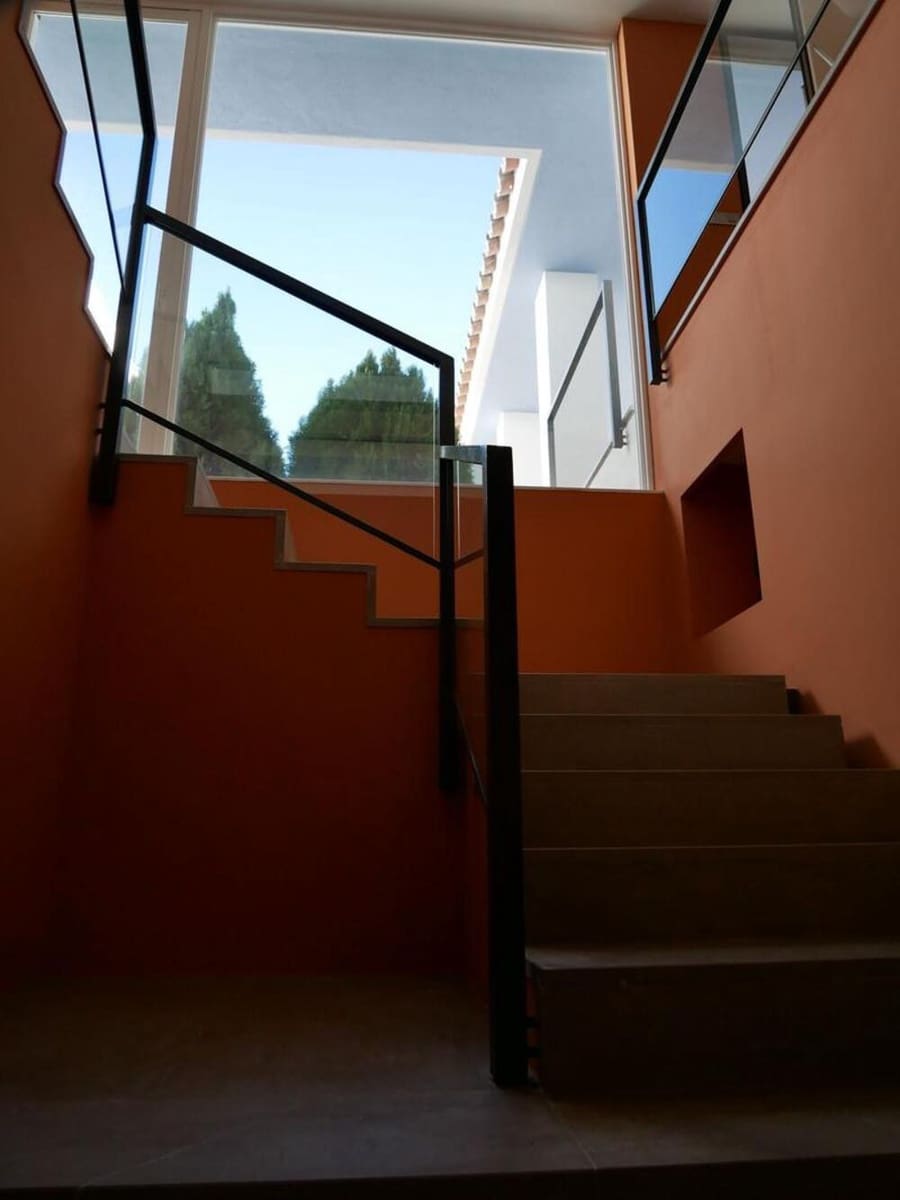 5 bedroom Villa for rent in Nueva Andalucia with pool garage - € 14,000 (Ref: 9838831)