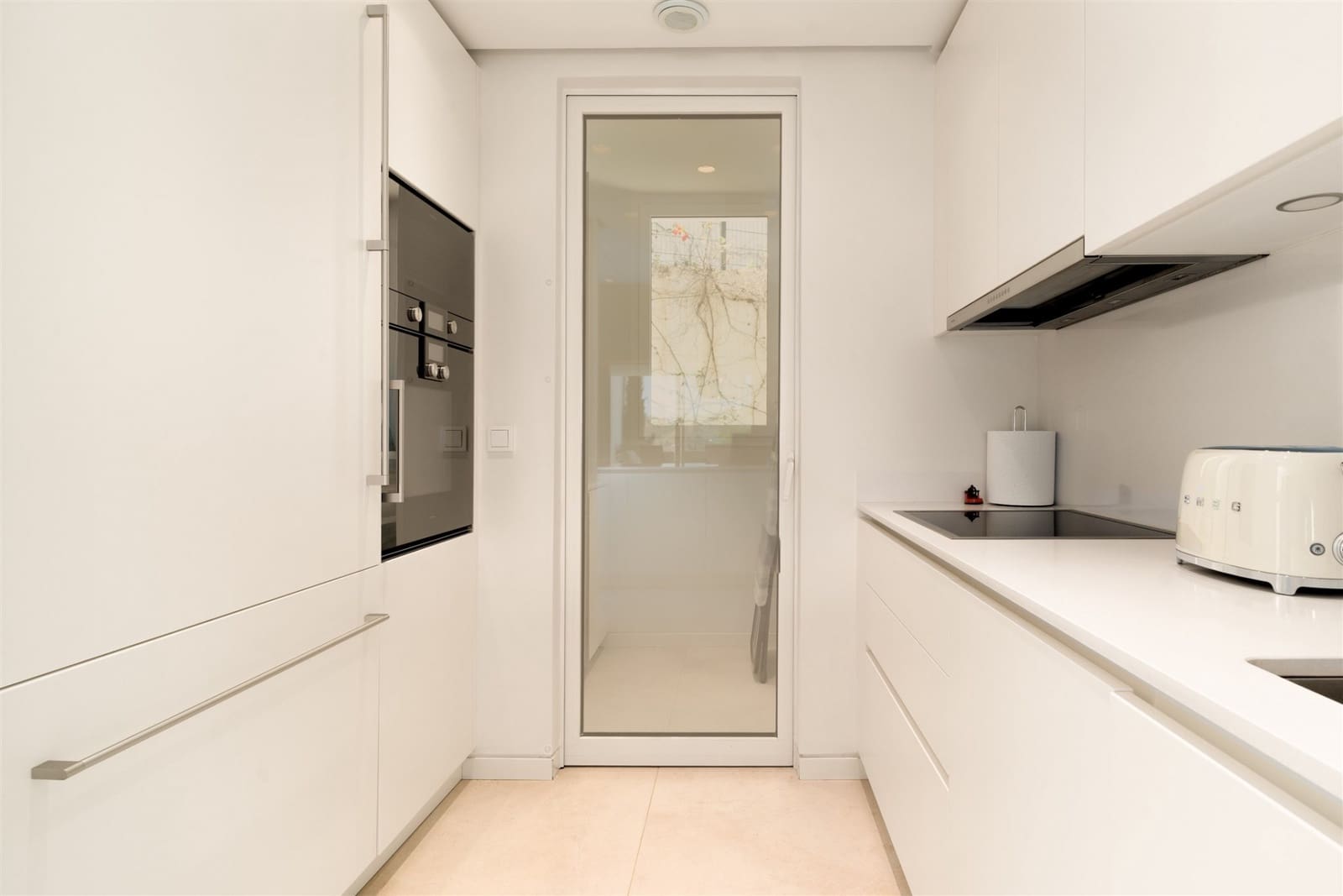 2 bedroom Apartment for rent in Ojen with pool garage - € 5,000 (Ref: 9840034)