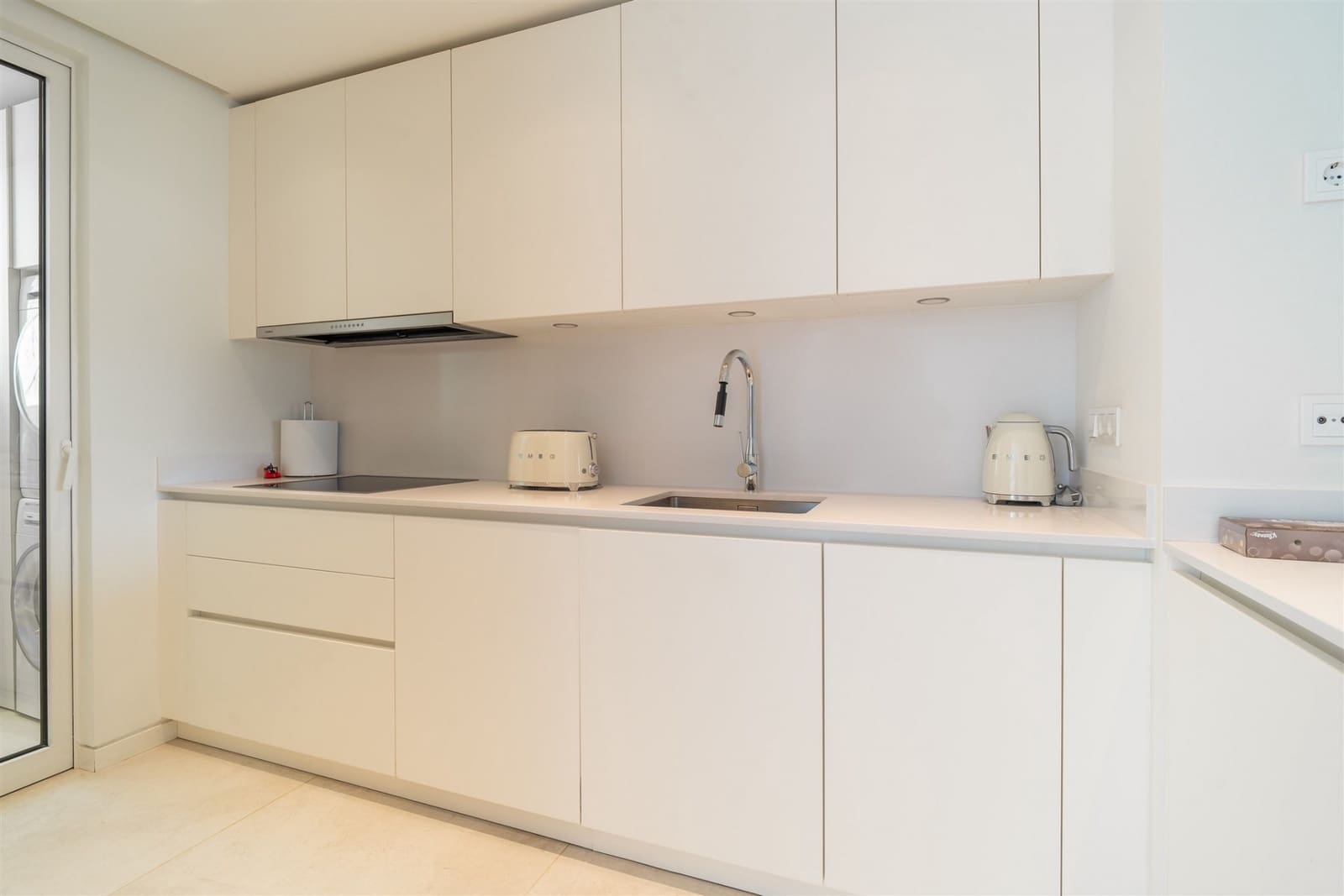 2 bedroom Apartment for rent in Ojen with pool garage - € 5,000 (Ref: 9840034)