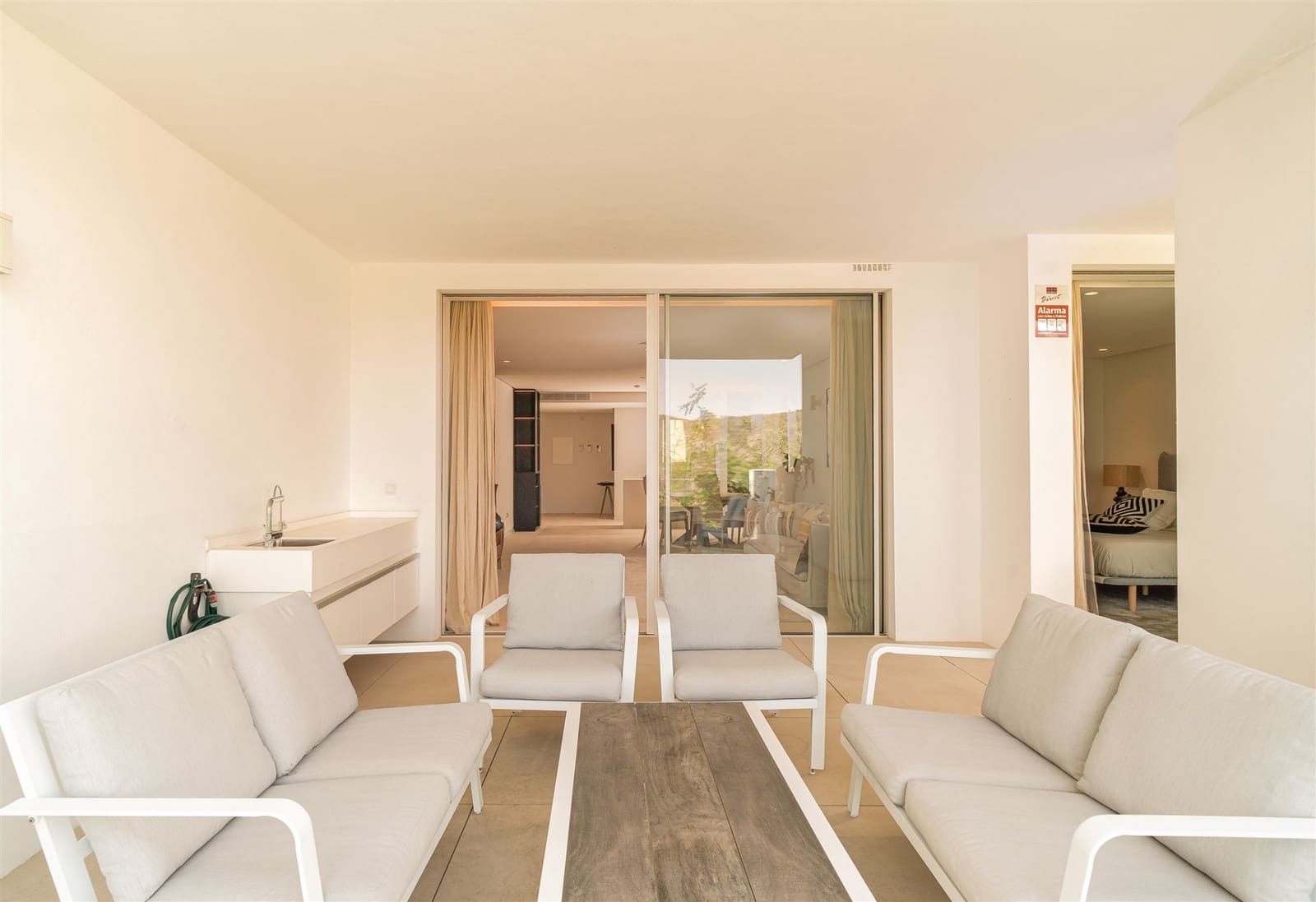 2 bedroom Apartment for rent in Ojen with pool garage - € 5,500 (Ref: 9840034)