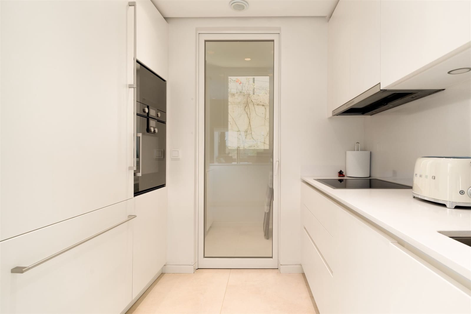 2 bedroom Apartment for rent in Ojen with pool garage - € 5,500 (Ref: 9840034)