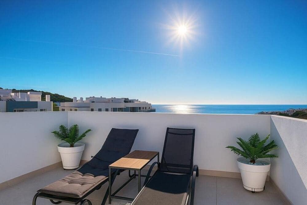 2 chambre Penthouse à vendre à Estepona avec piscine garage - 515 000 € (Ref: 9842035)