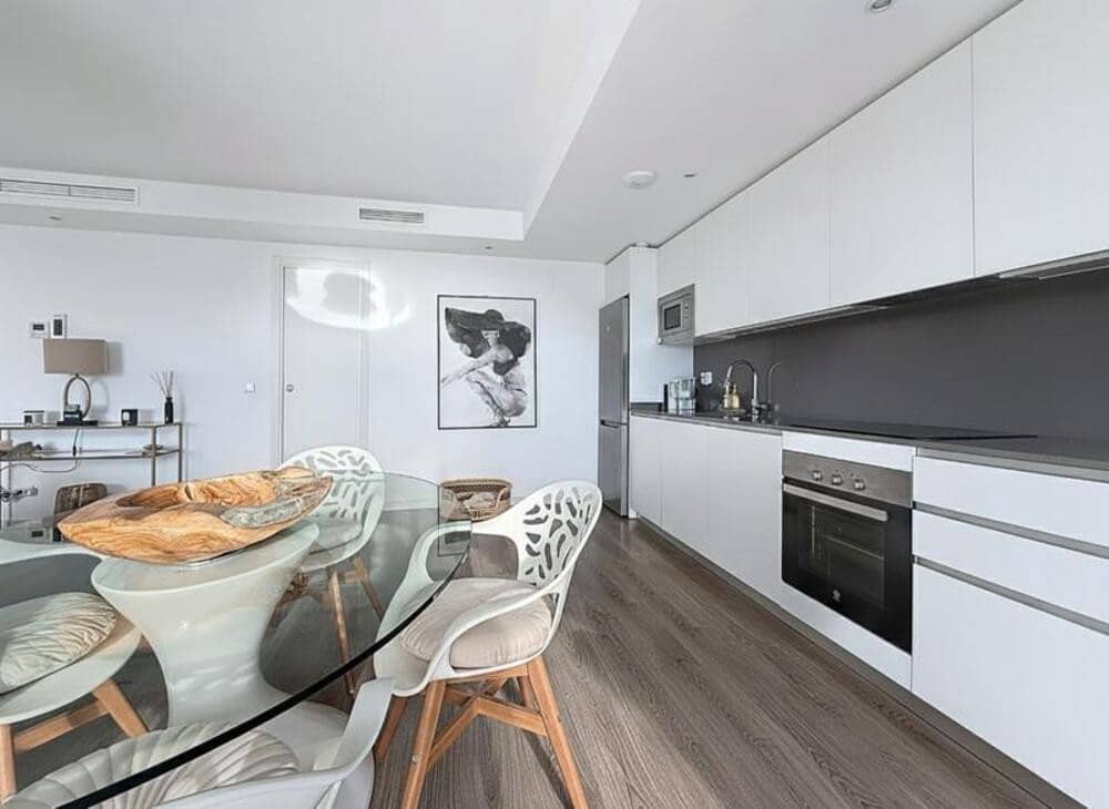 2 chambre Penthouse à vendre à Estepona avec piscine garage - 515 000 € (Ref: 9842035)