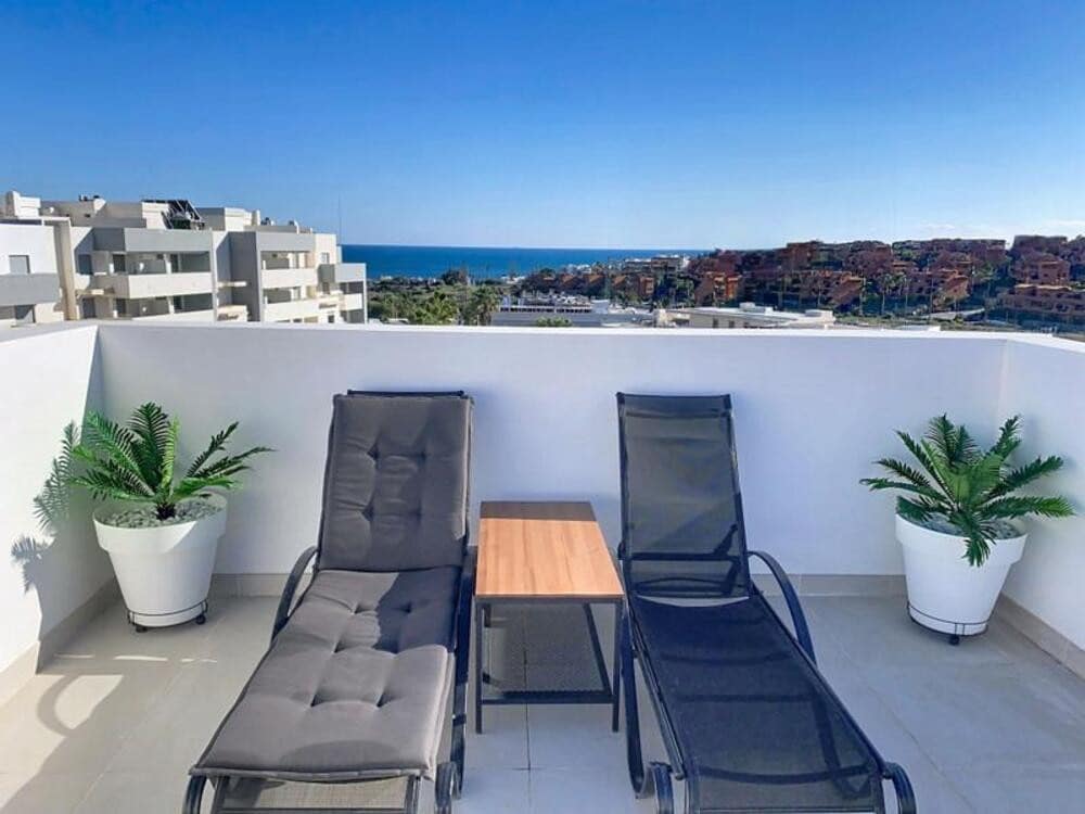 2 chambre Penthouse à vendre à Estepona avec piscine garage - 515 000 € (Ref: 9842035)