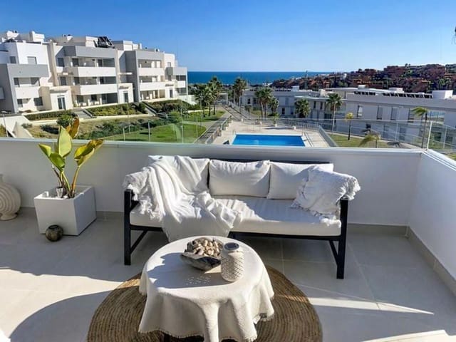 2 chambre Penthouse à vendre à Buenas Noches, Estepona avec piscine garage - 515 000 € (Ref: 9842035)