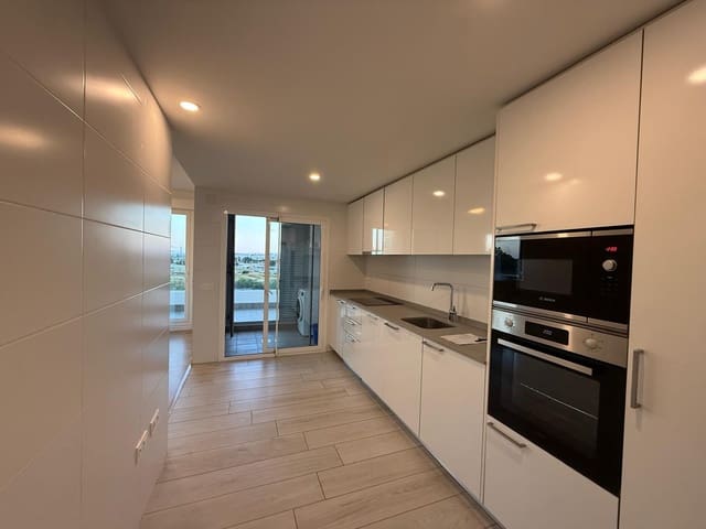 3 soveværelse Lejlighed til leje i Rodeo Alto - Guadaiza - La Campana, Marbella med swimmingpool garage - € 2.950 (Ref: 9842037)