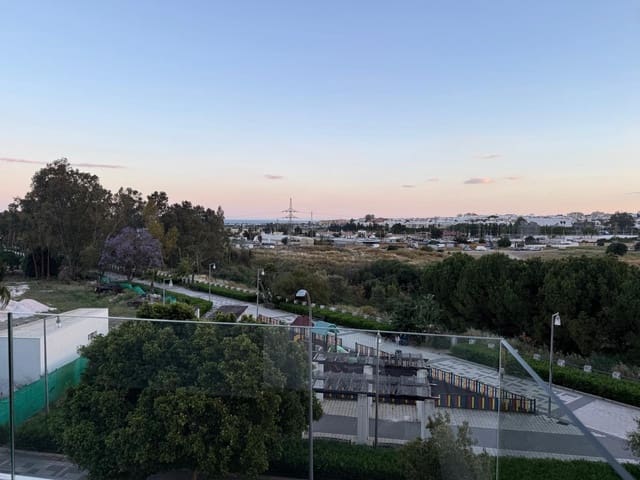 3 soveværelse Lejlighed til leje i Rodeo Alto - Guadaiza - La Campana, Marbella med swimmingpool garage - € 2.950 (Ref: 9842037)