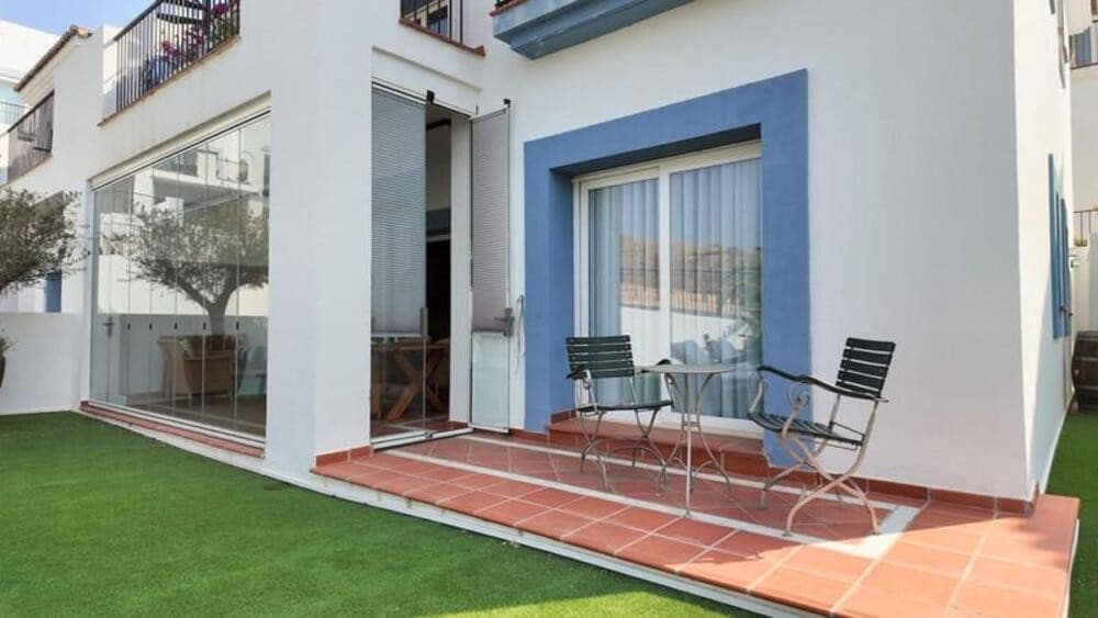 3 bedroom Apartment for rent in Benahavis with pool garage - € 3,500 (Ref: 9842039)