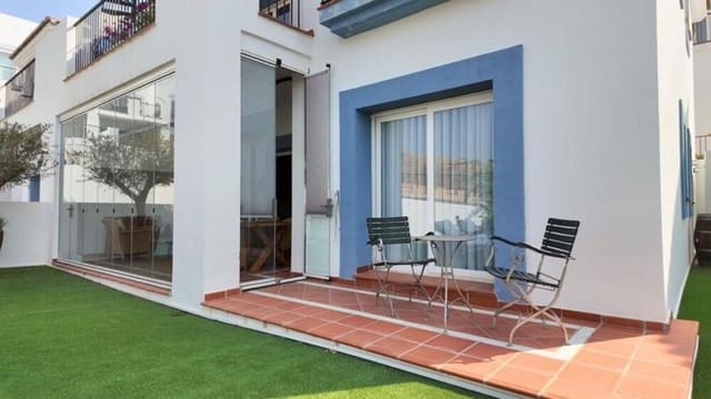 Appartement de 3 chambres à louer à El Paraíso, Benahavís avec piscine garage - 3 500 € (Ref: 9842039)