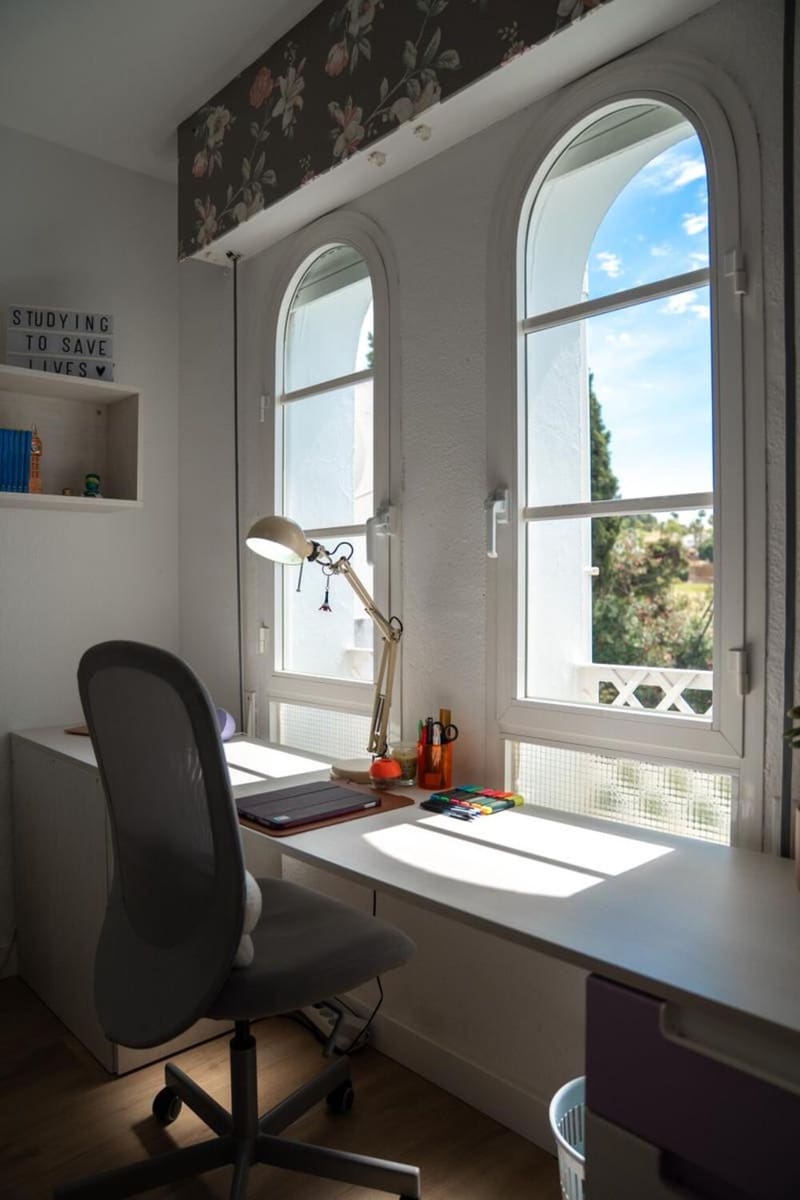 4 quarto Casa em Banda para venda em Marbella com piscina garagem - 675 000 € (Ref: 9844784)