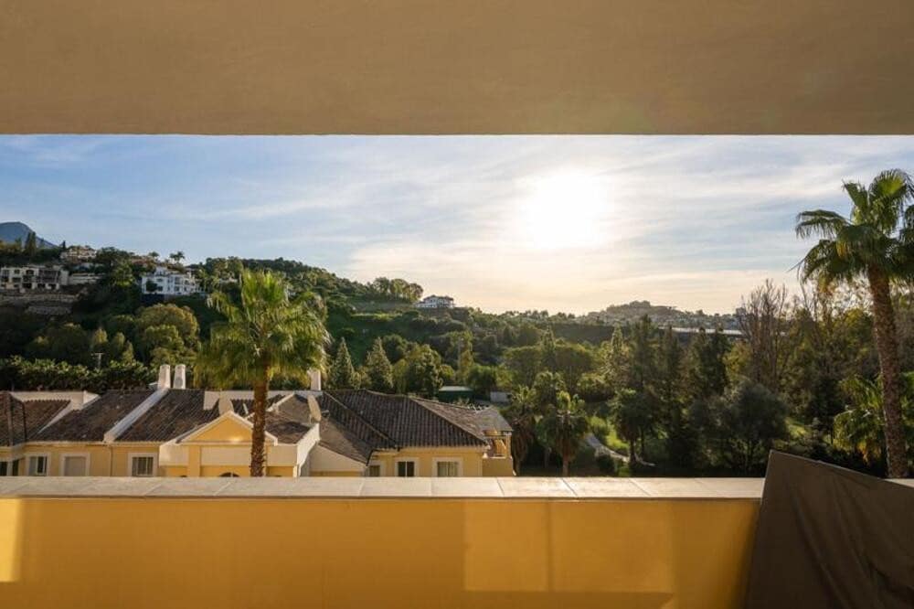 3 soveværelse Lejlighed til salg i Benahavis med swimmingpool garage - € 659.000 (Ref: 9844785)