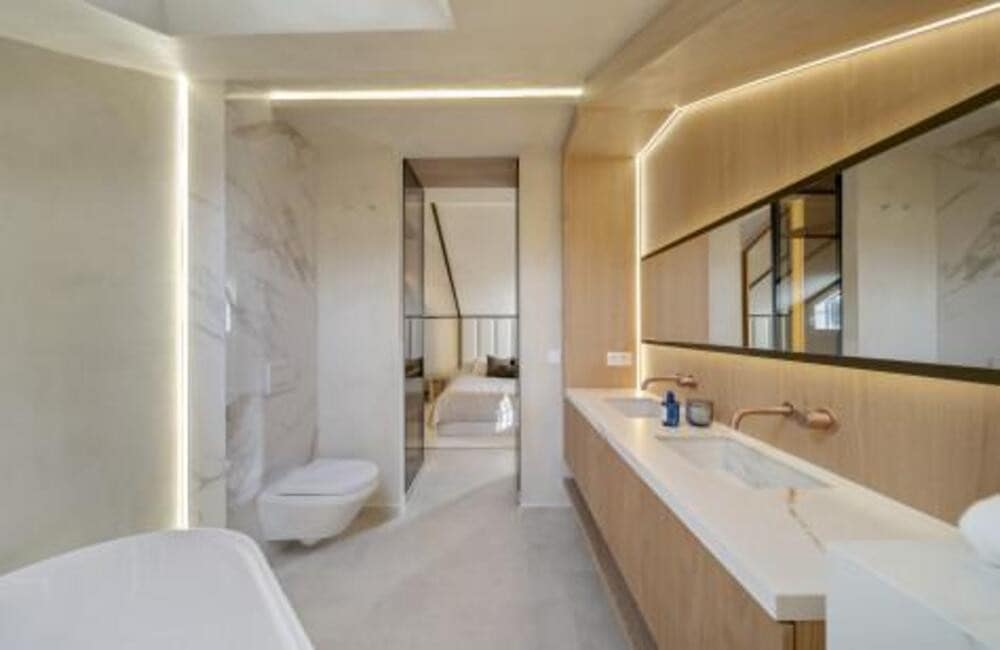 3 quarto Casa em Banda para arrendar em Marbella com piscina garagem - 9 500 € (Ref: 9848935)
