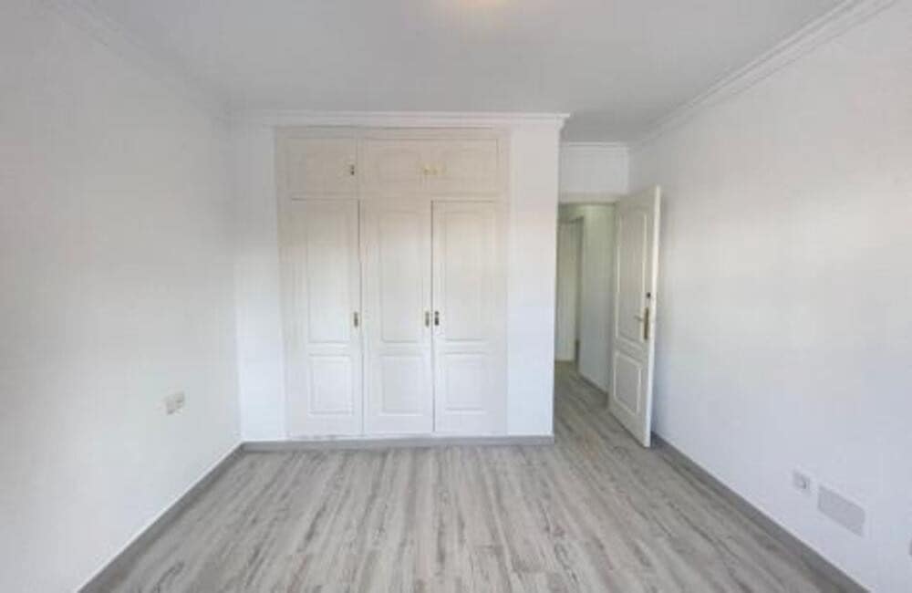 4 camera da letto Villa da affittare in Marbella con piscina garage - 4.900 € (Rif: 9848936)