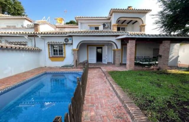 4 sypialnia Willa do wynajęcia w Lomas De Marbella, Marbella z basenem garażem - 4 900 € (Ref: 9848936)