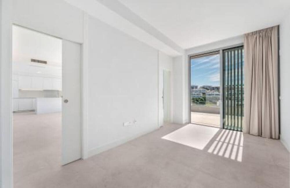 4 soverom Penthouse til leie i Marbella med svømmebasseng garasje - € 5 500 (Ref: 9848937)