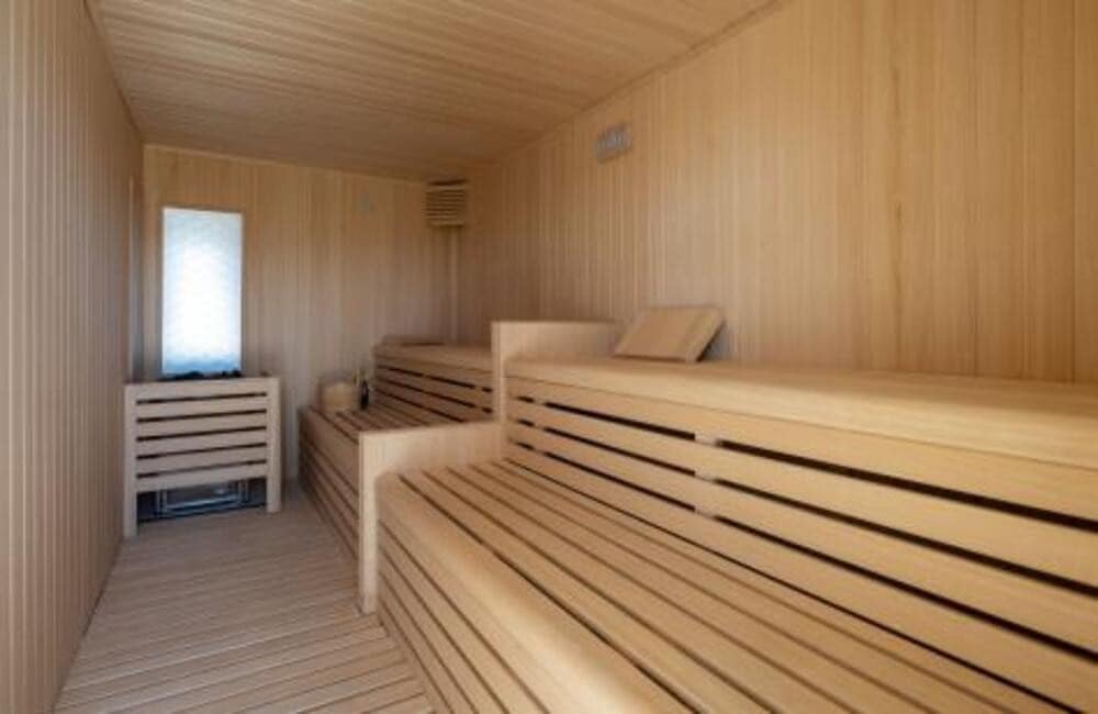 4 soverom Penthouse til leie i Marbella med svømmebasseng garasje - € 5 500 (Ref: 9848937)