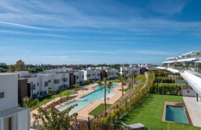 4 soverom Penthouse til leie i Santa Clara, Marbella med svømmebasseng garasje - € 5 500 (Ref: 9848937)