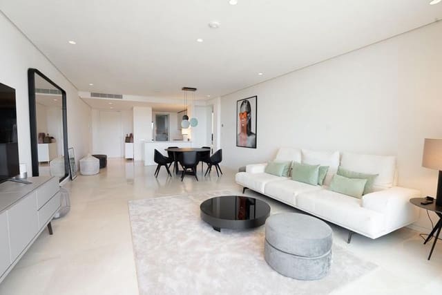 2 sovrum Lägenhet att hyra i Ojen med pool garage - 4 000 € (Ref: 9850834)