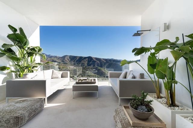 2 sovrum Lägenhet att hyra i Ojen med pool garage - 4 000 € (Ref: 9850834)