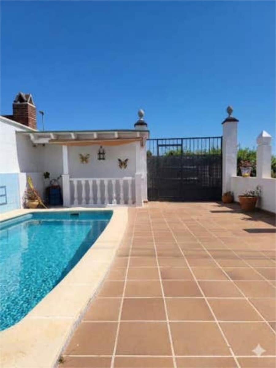 4 soverom Hus til salgs i Marbella med svømmebasseng garasje - € 682 500 (Ref: 9850836)