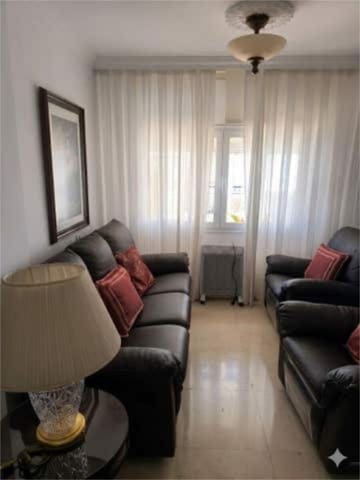 4 soverom Hus til salgs i Rodeo Alto - Guadaiza - La Campana, Marbella med svømmebasseng garasje - € 682 500 (Ref: 9850836)
