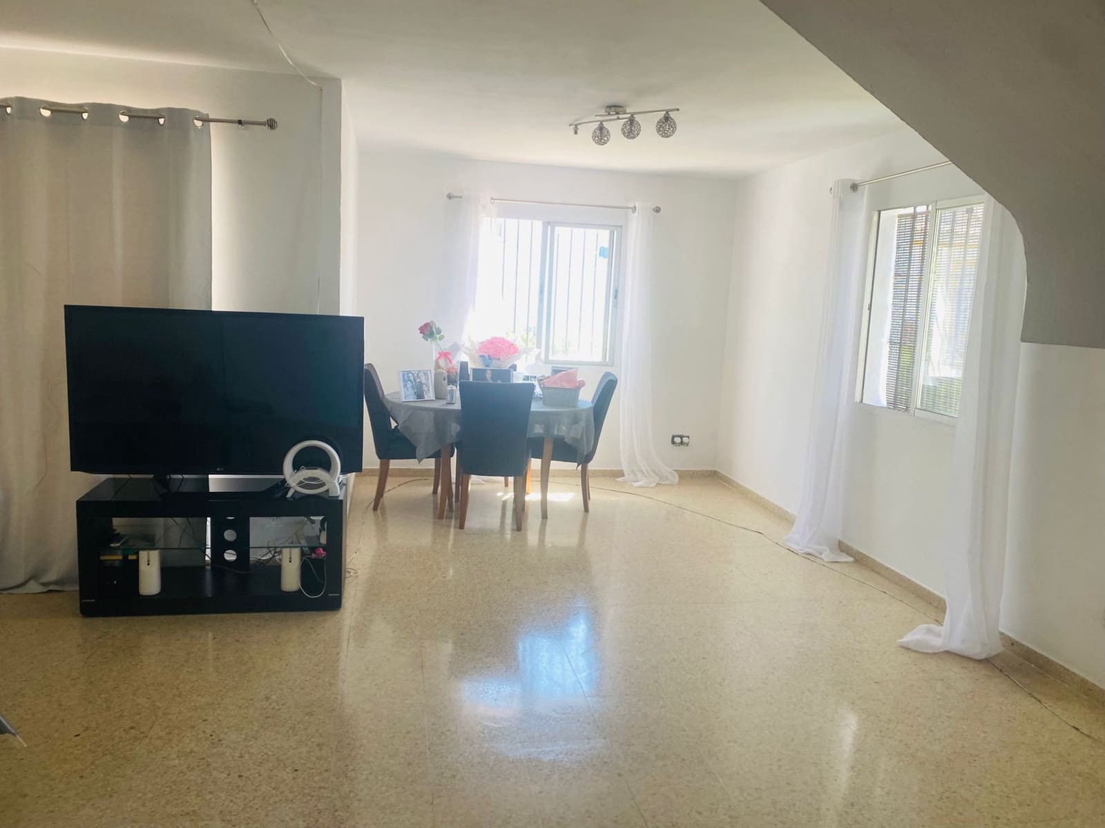 3 soverom Hus til salgs i New Golden Mile med garasje - € 572 250 (Ref: 9850837)