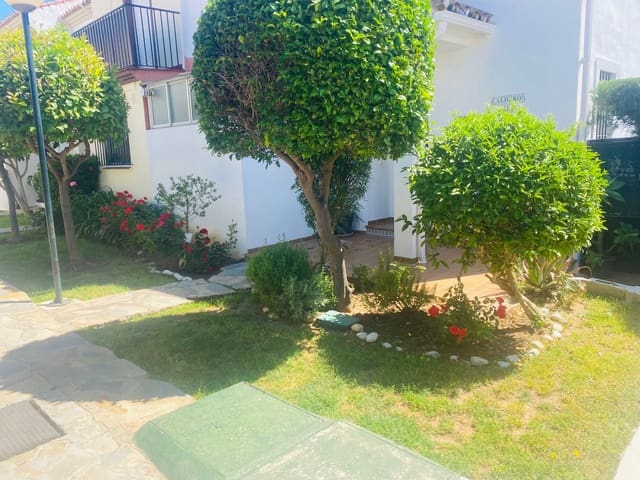 3 soverom Hus til salgs i Nueva Atalaya, Estepona med garasje - € 572 250 (Ref: 9850837)