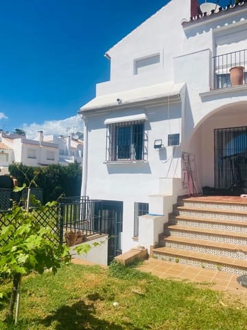 3 slaapkamer Huis te koop in Nueva Atalaya, Estepona met garage - € 572.250 (Ref: 9850837)