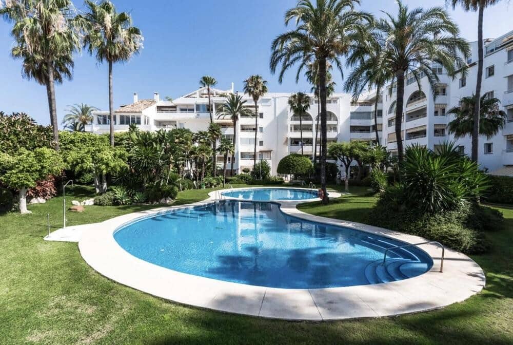 2 soverom Leilighet til salgs i Atalaya-Isdabe med svømmebasseng garasje - € 379 000 (Ref: 9854771)