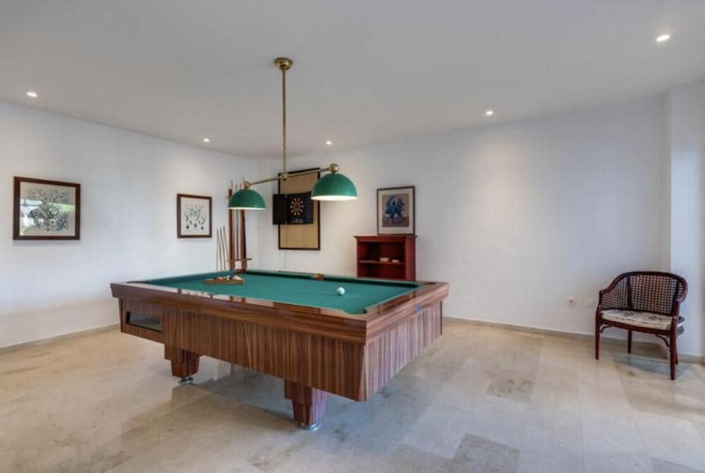 2 soverom Leilighet til salgs i Atalaya-Isdabe med svømmebasseng garasje - € 379 000 (Ref: 9854771)
