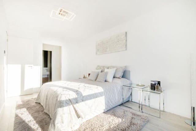 3 sovrum Hus att hyra i Cancelada, Estepona med pool garage - 4 000 € (Ref: 9854773)