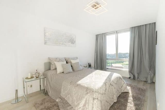 3 soverom Hus til leie i Cancelada, Estepona med svømmebasseng garasje - € 4 000 (Ref: 9854773)