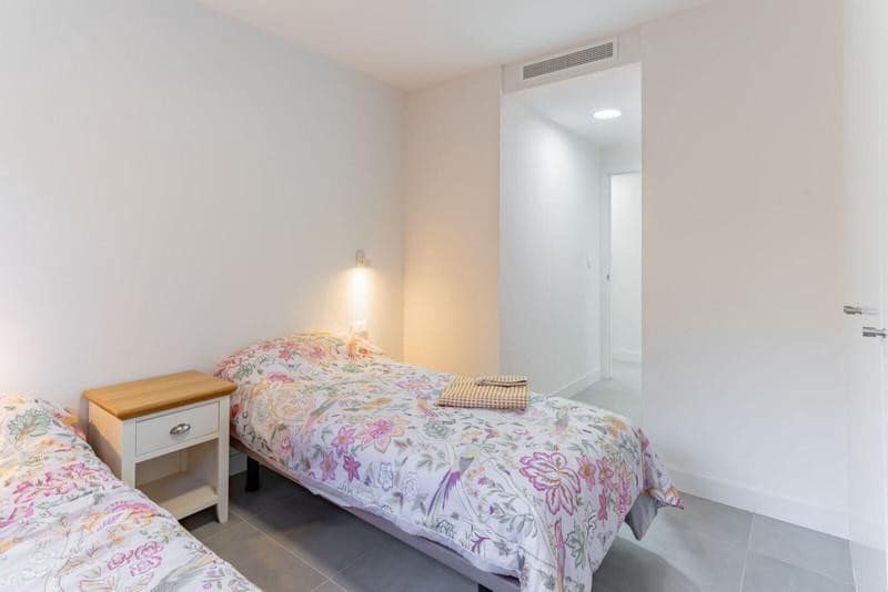 3 bedroom Apartment for rent in New Golden Mile with pool garage - € 3,500 (Ref: 9854776)