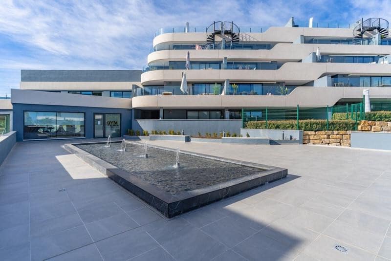 3 bedroom Apartment for rent in New Golden Mile with pool garage - € 3,500 (Ref: 9854776)