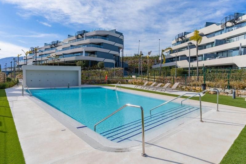 3 bedroom Apartment for rent in New Golden Mile with pool garage - € 3,500 (Ref: 9854776)