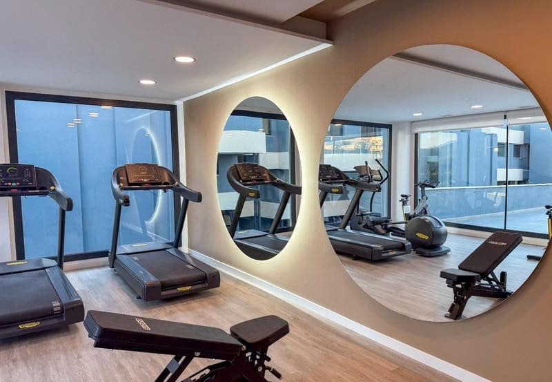 3 bedroom Apartment for rent in New Golden Mile with pool garage - € 3,500 (Ref: 9854776)