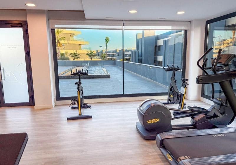 3 bedroom Apartment for rent in New Golden Mile with pool garage - € 3,500 (Ref: 9854776)