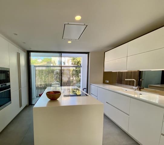 4 sovrum Semi-fristående Villa att hyra i La Carolina - Guadalpín, Marbella med pool garage - 10 000 € (Ref: 9859025)