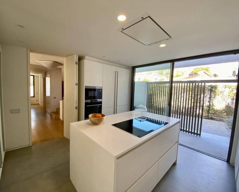 4 sovrum Semi-fristående Villa att hyra i Marbella med pool garage - 10 000 € (Ref: 9859025)