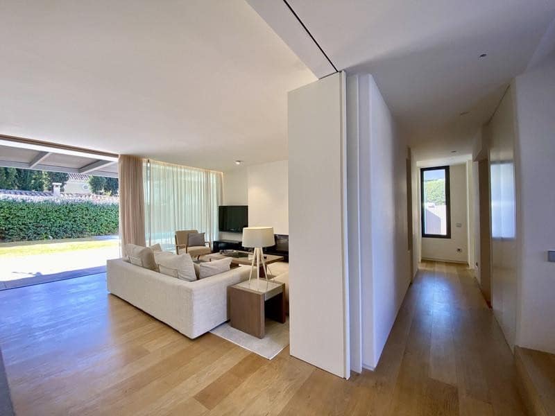 4 sovrum Semi-fristående Villa att hyra i Marbella med pool garage - 10 000 € (Ref: 9859025)