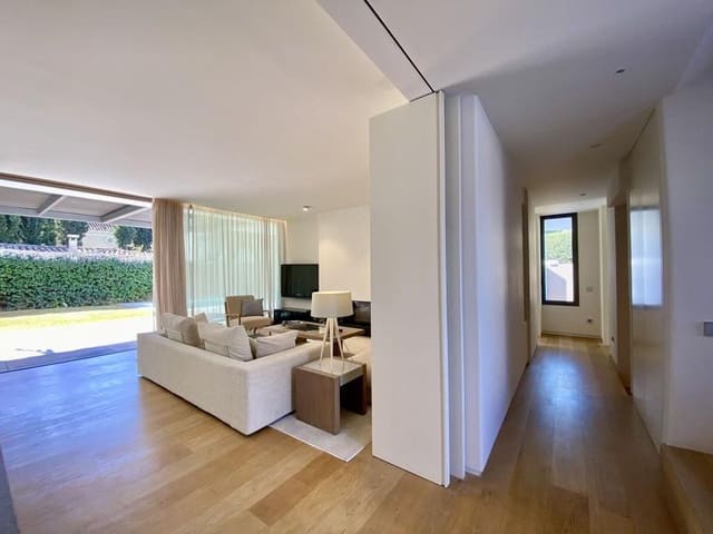 4 sovrum Semi-fristående Villa att hyra i La Carolina - Guadalpín, Marbella med pool garage - 10 000 € (Ref: 9859025)