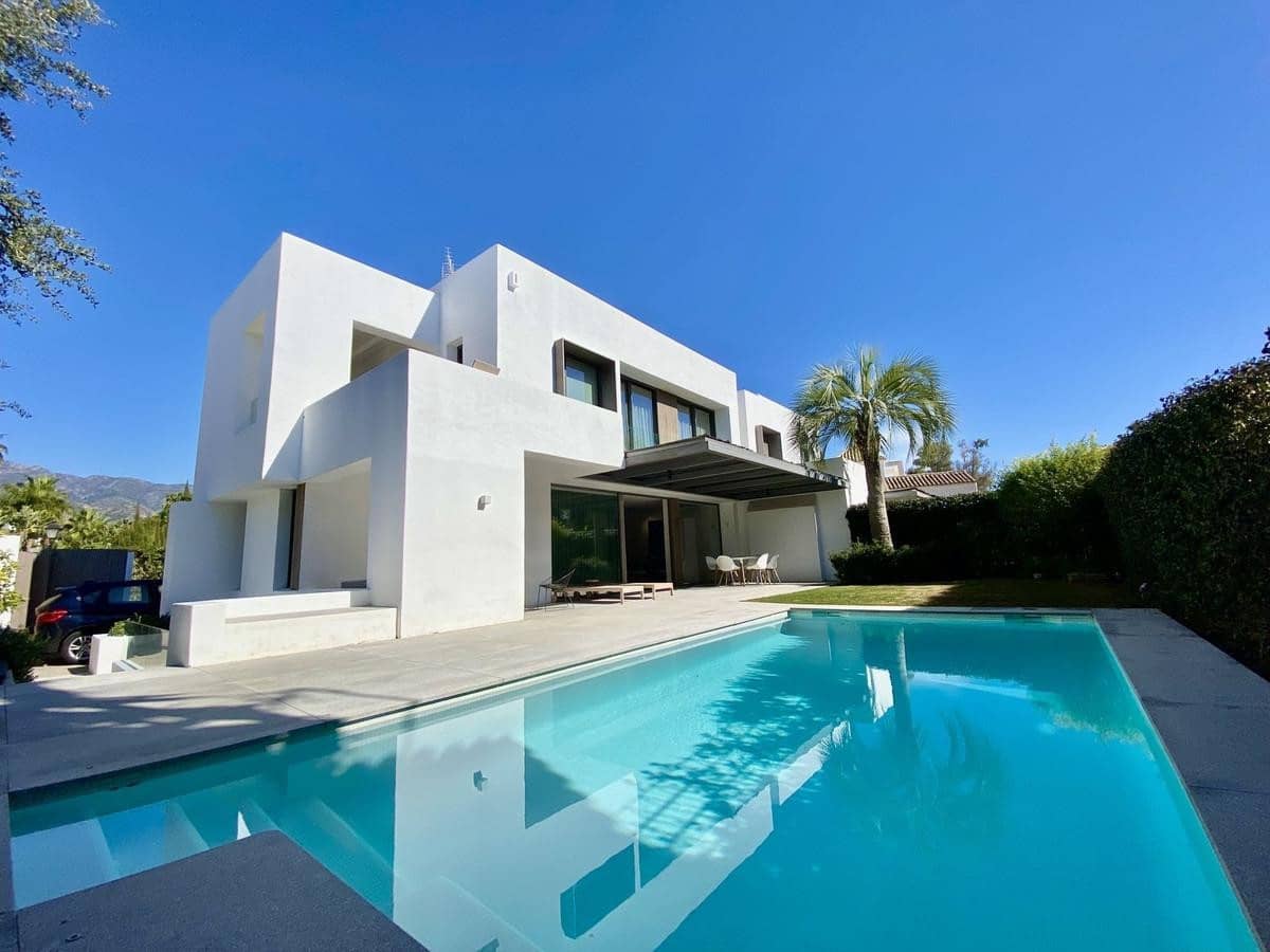 4 sovrum Semi-fristående Villa att hyra i Marbella med pool garage - 10 000 € (Ref: 9859025)